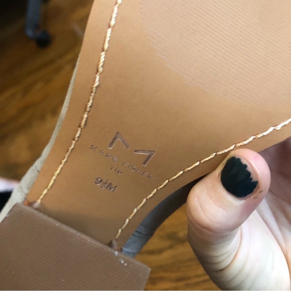 Marc Fisher Orlanda booties 9.5 light grey NEW - Picture 6 of 8